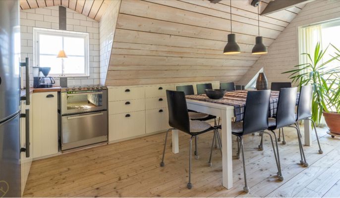 Våning i VILLA med  HAVSUTSIKT, SPABAD o AC - Bild 10