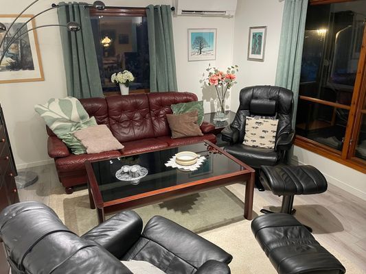 Nyrenoverad stuga i naturskönt läge. - Bild 7