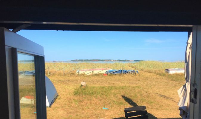 Unikt läge! Stuga på stranden