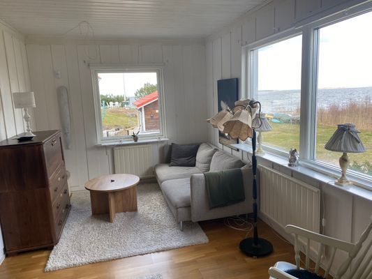 Sjönära Sjöutsikt Hjälmaren Sandstrand Brygga Bad