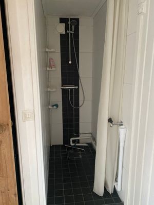 Sjönära Sjöutsikt Hjälmaren Sandstrand Brygga Bad - Bild 11