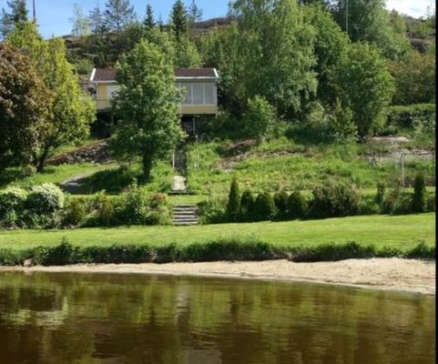 Magisk stuga med strandläge