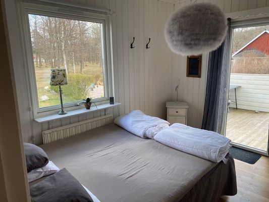 Sjönära Sjöutsikt Hjälmaren Sandstrand Brygga Bad - Bild 9