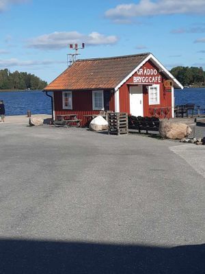 Sjönära stuga i trevligt område Gräddö/Rådmansö - Bild 24