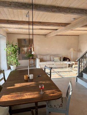 Kalkstenslada i naturskönt område på Sudret. - Bild 9