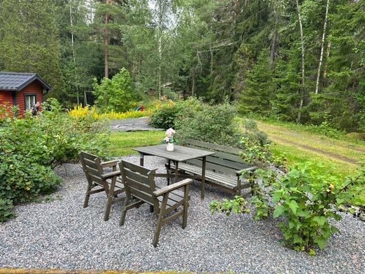 Nyrenoverad stuga nära badplats - Bild 16