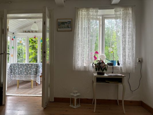 Mysig stuga lantligt och fridfullt läge - Bild 10