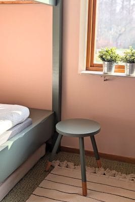Mysig stuga med poolområde - Bild 11
