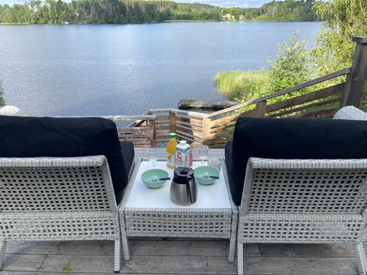 Hyr denna stuga i Strängnäs på 50 m². 2 sängplatser. Pris ej tillgängligt. Se bilder och tillgänglighet här.