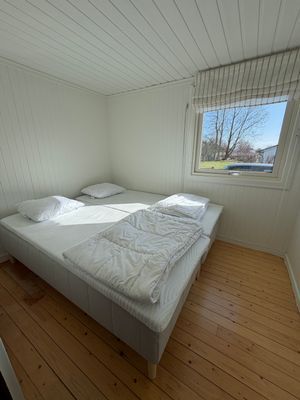Rymlig familjestuga 200 m från havet – Glommen - Bild 7
