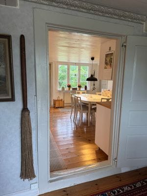 Charmigt hus med anor sent 1700-tal - Bild 9