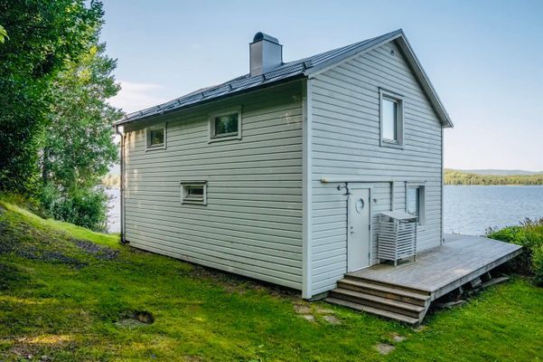 Bild 3 på ☀️ Rymligt fritidshus – kvällssol & älvutsikt