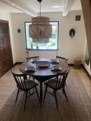 Hyr denna stuga i Ystad på 72 m². 4 sängplatser. 7 600 - 14 100 kr per vecka. Se bilder och tillgänglighet här.