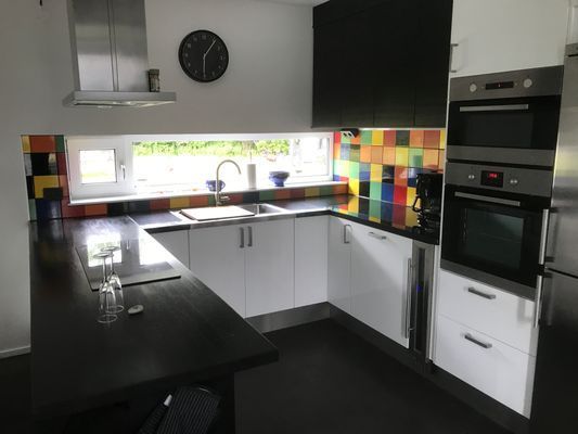 Hyr denna stuga i Fårö på 100 m². 5 sängplatser. Från 18 900 kr per vecka. Se bilder och tillgänglighet här.