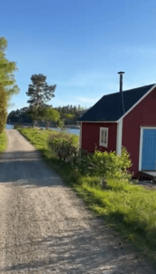 Fin stuga mitt i natursköna skärgården
