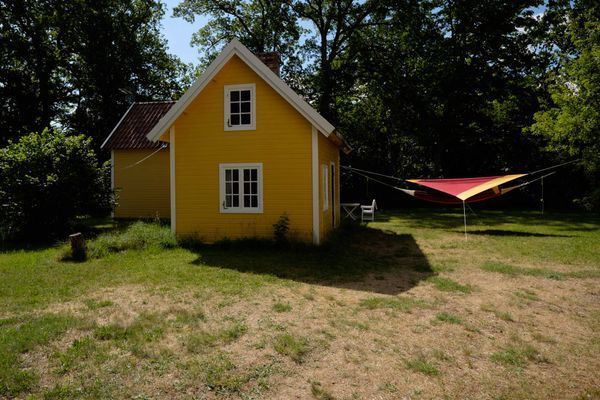 Liten vacker strandnära villa havsutsikt i Ljugarn - Bild 10