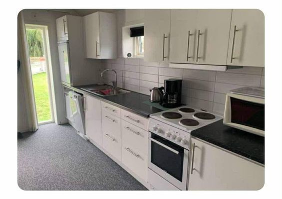 Stuga uthyres i Varberg Björkäng