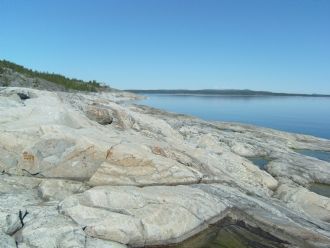 Välutrustat hus i Höga Kusten med havsutsikt - Bild 12