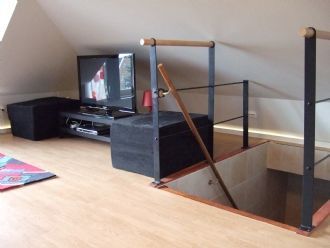 Läcker takvåning i villa, promenad till C - Bild 6