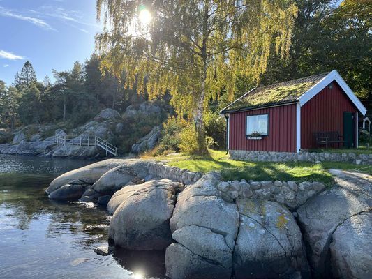 Stuga med båt och brygga på Tjörn | SE09170 - Bild 21
