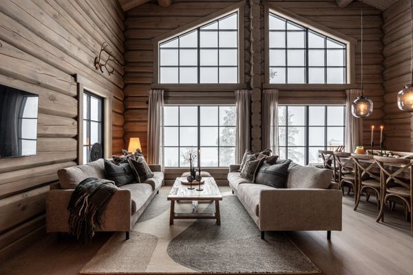 Hyr denna stuga i Idre på 220 m². 12-14 sängplatser. Pris ej tillgängligt. Se bilder och tillgänglighet här.