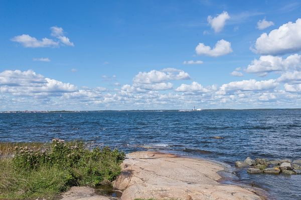 Mysig stuga nära havet Sturkö - Bild 7