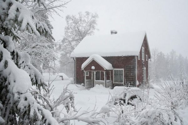 Litet trevligt torp med högt, lugnt & soligt läge - Bild 43