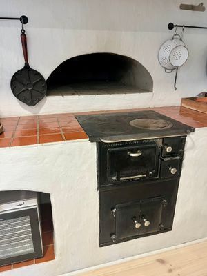 Hus från 1850 med pool och bastu - Bild 18