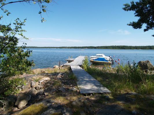 Havsnära läge vid Högklykefjärden på Gräsö - Bild 9