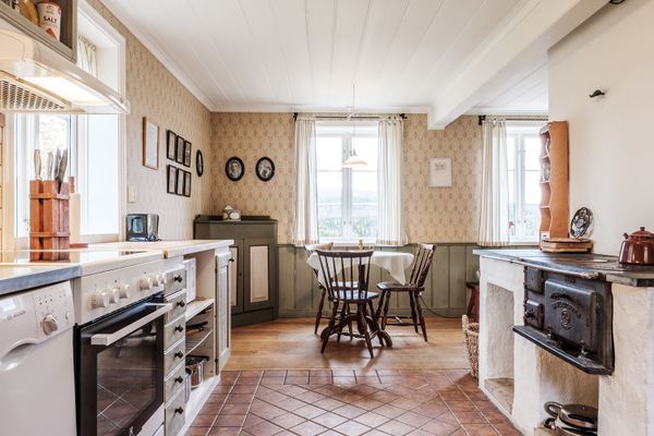 Vacker, välplanerad stuga för den stora familjen - Bild 6