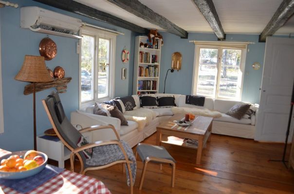 Mysig stuga på Yxlan i Roslagens skärgård - Bild 8