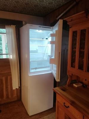 Bild 3 på Stuga med båt nära sjö