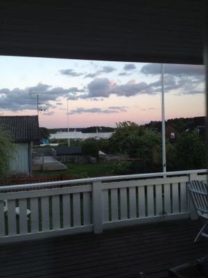 Havsnära hus med fin sjöutsikt på Resarö, Vaxholm - Bild 23