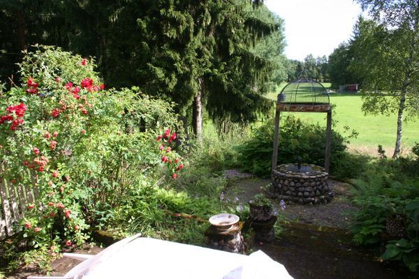 Hyr denna stuga i  på 75 m². 4 sängplatser. Från 8 900 kr per vecka. Se bilder och tillgänglighet här.