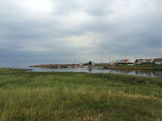 Utsikt över Lervik hamn, 1km från huset