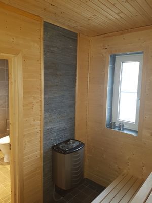 Hyr denna stuga i Vemdalsskalet på 120 m². 8-10 sängplatser. 7 000 - 14 000 kr per vecka. Se bilder och tillgänglighet här.
