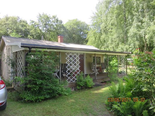 Hyr denna stuga i Norje på 60 m². 6-8 sängplatser. 5 000 - 6 500 kr per vecka. Se bilder och tillgänglighet här.