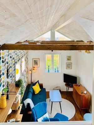 Stort strandnära sommarhus med härlig trädgård - Bild 48