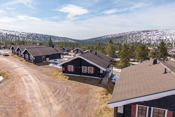 Hyr denna stuga i Sälen på 84 m². 6 sängplatser. Från 1 000 kr per dag. Se bilder och tillgänglighet här.