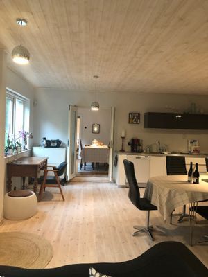 Härligt hus för två-tre familjer nära stranden - Bild 15