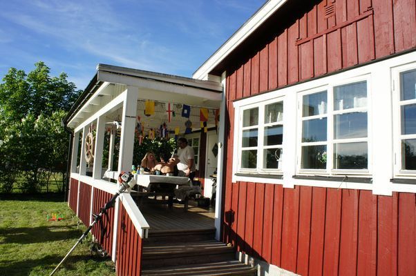 Stuga på bästa läge på sagoön IVÖ - Bild 6