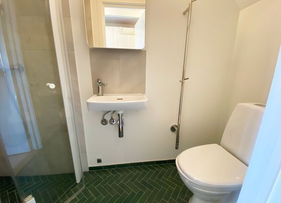 Gatuhus vid Torekovs hamn med havsutsikt | SE01043 - Bild 15