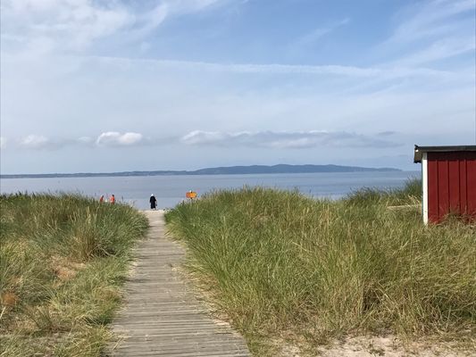 Bild 3 på Stuga 60m från sandstranden i St Hult, Vejbystrand