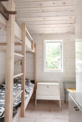 Ett av sovrummen med plats för två