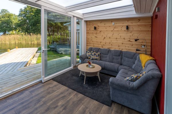 Sjötomt/sjöläge med båt och egna bryggor/trädäck - Bild 19