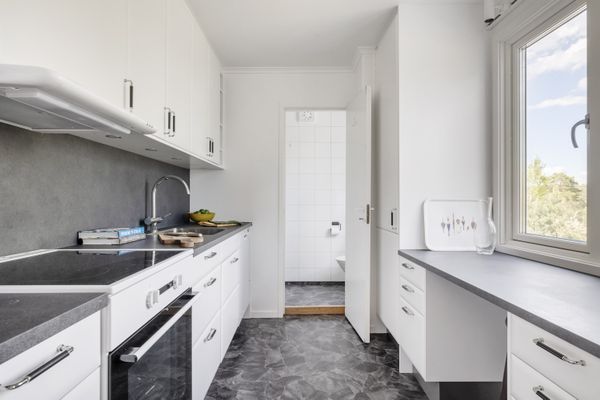 Älgö Saltsjöbaden. Havsutsikt, privat brygga - Bild 8