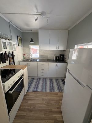 Stuga vid vattnet i Sjörgrå - Bild 6