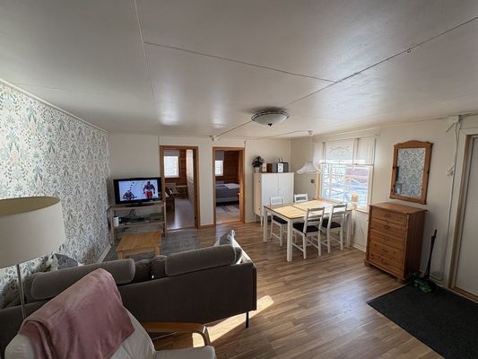 Bild 3 på Stuga vid vattnet i Sjörgrå