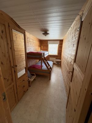 Stuga vid vattnet i Sjörgrå - Bild 11