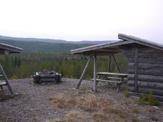 Grillplats i anslutning till stugområdet